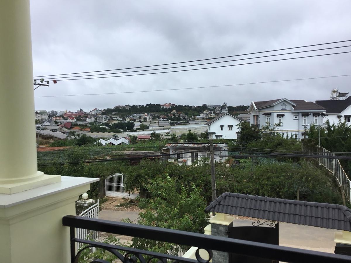 Biet Thu Du Lich Atiso Apartment Da Lat Exterior photo
