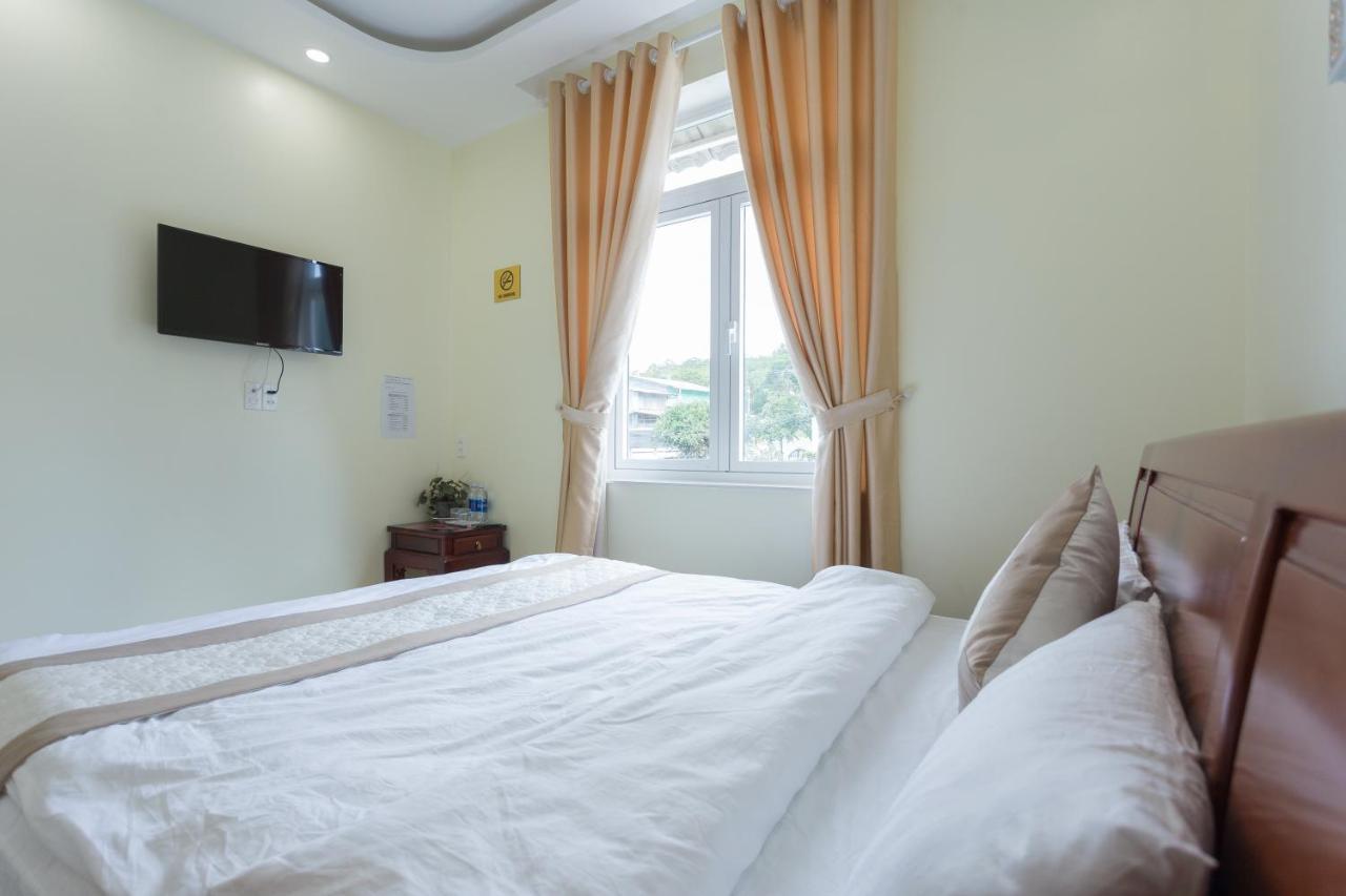 Biet Thu Du Lich Atiso Apartment Da Lat Exterior photo
